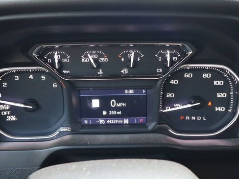 Used 2020 GMC Sierra 1500 SLT AWD/4WD image 9