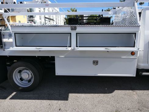 New 2026 RAM 5500 Tradesman w/ Chrome Appearance Group image 23