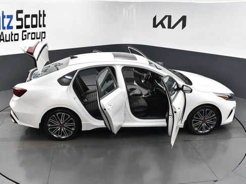 Certified 2024 Kia Forte GT w/ GT2 Package image 32