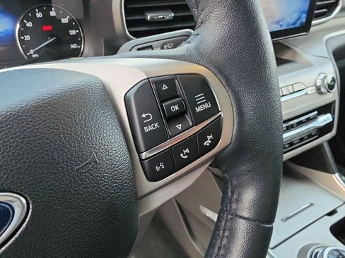 Certified 2023 Ford Explorer XLT w/ Equipment Group 202A RWD image 19