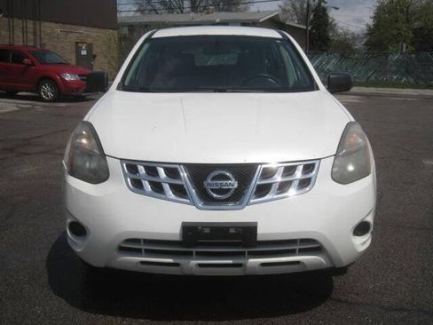 Used 2014 Nissan Rogue S AWD/4WD image 2