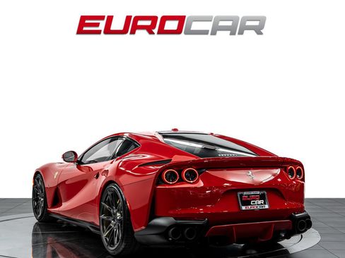 Used 2021 Ferrari 812 Superfast RWD image 3