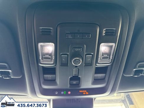 Used 2024 Chevrolet Tahoe Premier w/ Premium Package AWD/4WD image 20