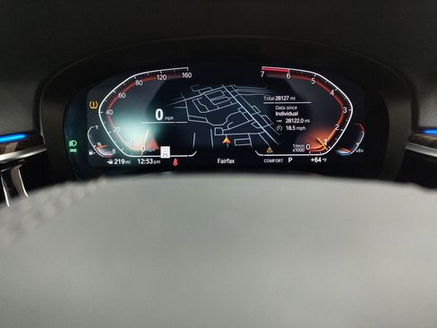 Certified 2022 BMW 530i xDrive w/ Premium Package image 16