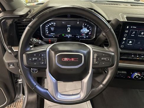 Used 2025 GMC Sierra 1500 SLT AWD/4WD image 12