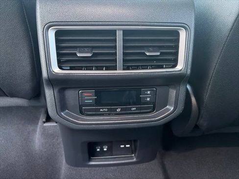 Used 2026 Volkswagen Atlas SE AWD/4WD image 20