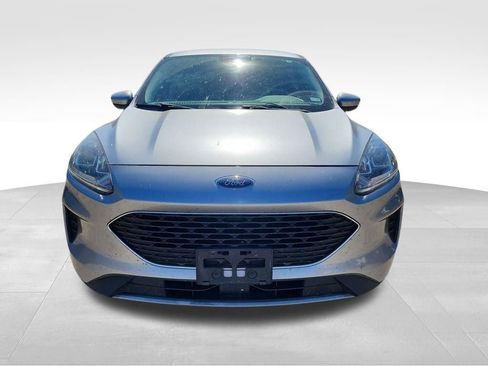 Used 2021 Ford Escape SE image 2