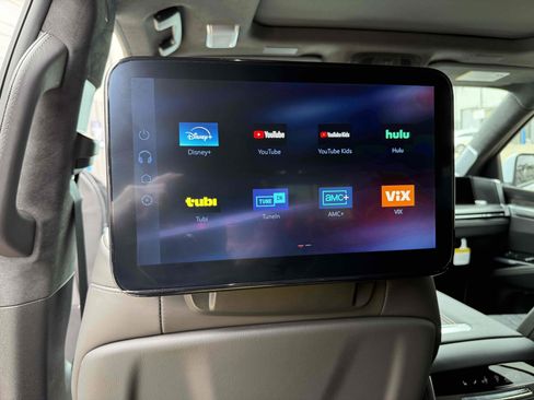 Used 2026 Cadillac Escalade V w/ LPO, ONYX Package AWD/4WD image 33