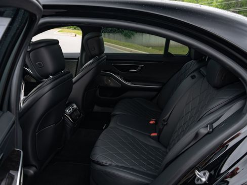 Used 2021 Mercedes-Benz S 580 4MATIC Sedan image 33