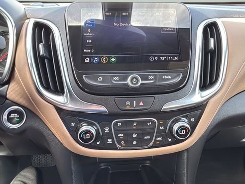 Used 2023 Chevrolet Equinox Premier AWD/4WD image 23