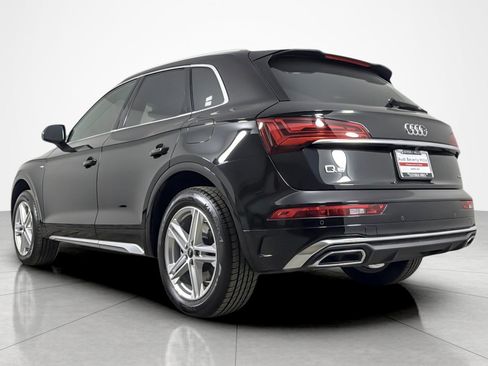 Used 2025 Audi Q5 e Premium AWD/4WD image 3