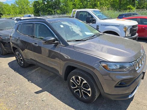 Used 2022 Jeep Compass Limited AWD/4WD image 3