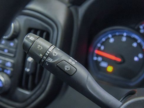 Used 2024 Chevrolet Silverado 2500 Custom w/ Custom Value Package image 19