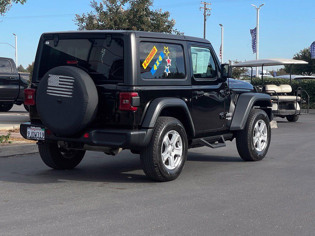 Used 2018 Jeep Wrangler Sport AWD/4WD image 4