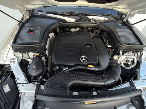 Certified 2022 Mercedes-Benz GLC 300 4MATIC image 22