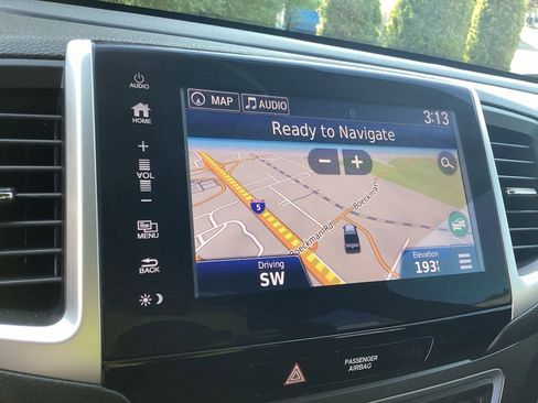 Used 2017 Honda Ridgeline RTL-T image 3