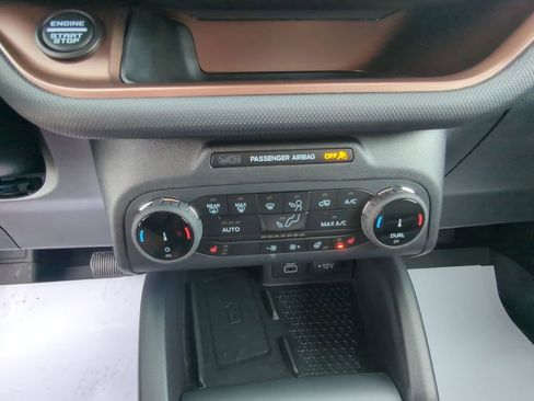 Used 2024 Ford Bronco Sport Outer Banks w/ Tech Package AWD/4WD image 20