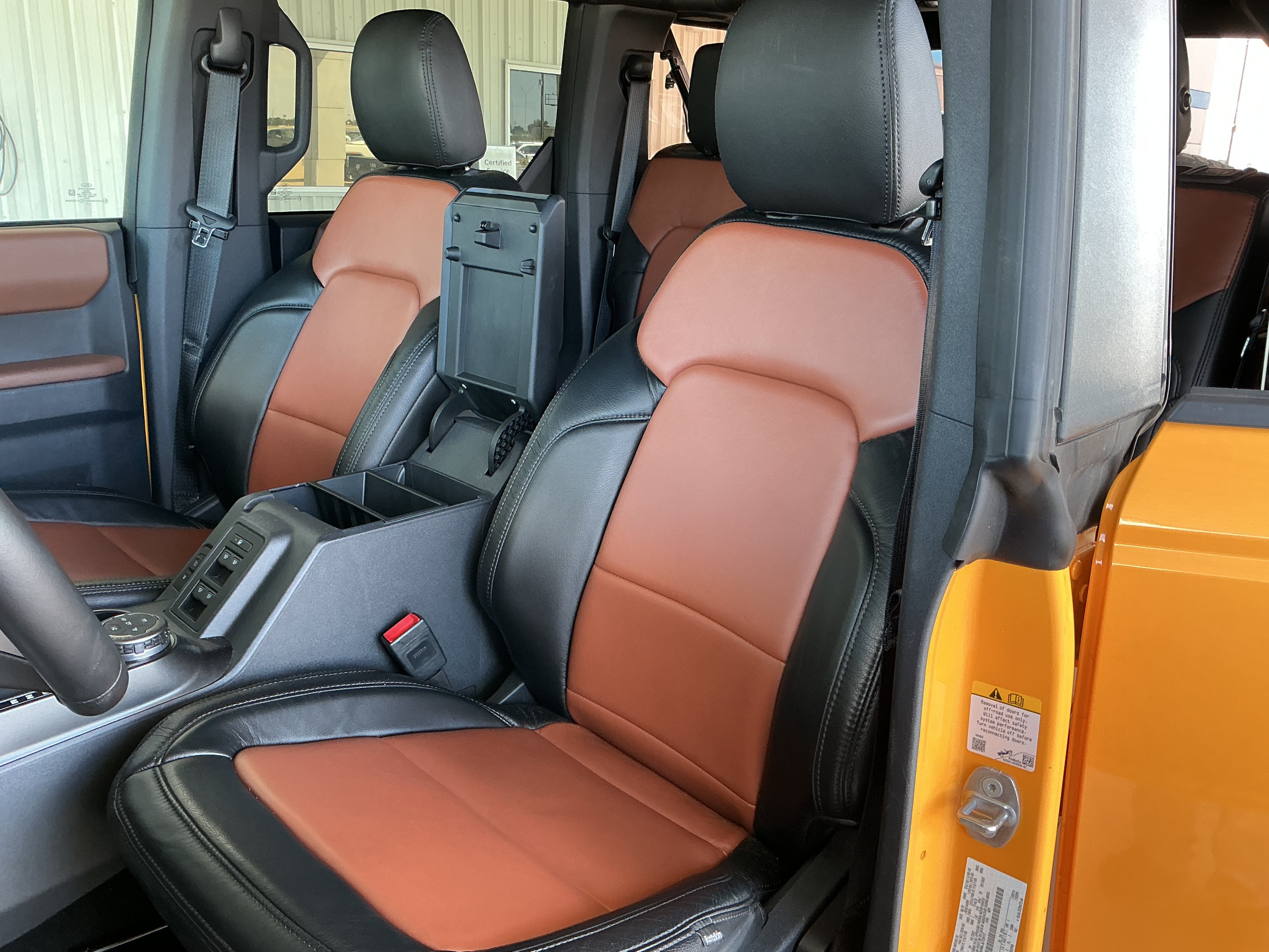 Used 2021 Ford Bronco Outer Banks w/ Sasquatch Package AWD/4WD image 6