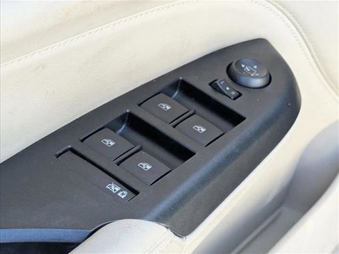 Used 2013 Cadillac SRX Luxury w/ Driver Awareness Package FWD image 12