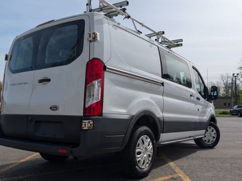 Used 2018 Ford Transit 250 130 Low Roof w/ Exterior Upgrade Package RWD image 5