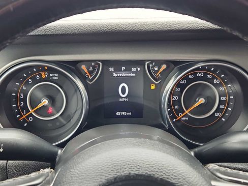 Used 2023 Jeep Gladiator Sport AWD/4WD image 30