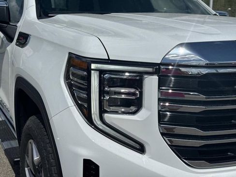 New 2026 GMC Sierra 1500 SLT w/ SLT Premium Plus Package image 10
