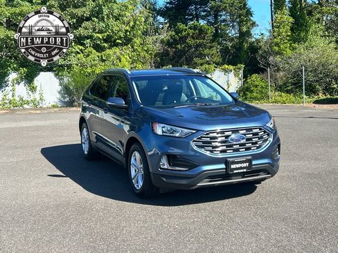 Used 2019 Ford Edge SEL w/ Equipment Group 201A AWD/4WD image 3