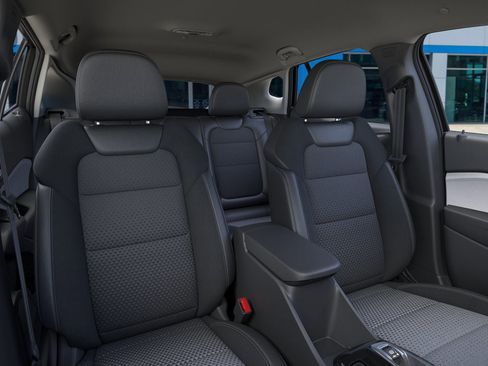 New 2026 Chevrolet Trax LT w/ Driver Confidence Package image 16