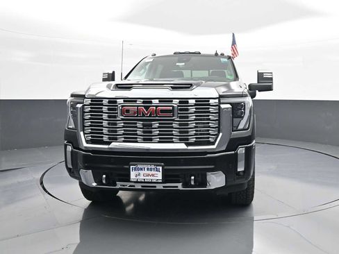 New 2025 GMC Sierra 2500 Denali w/ Denali Reserve Package image 3