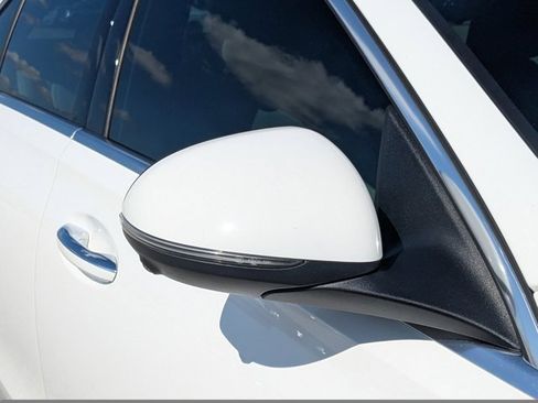 Used 2022 Mercedes-Benz C 300 Sedan image 13