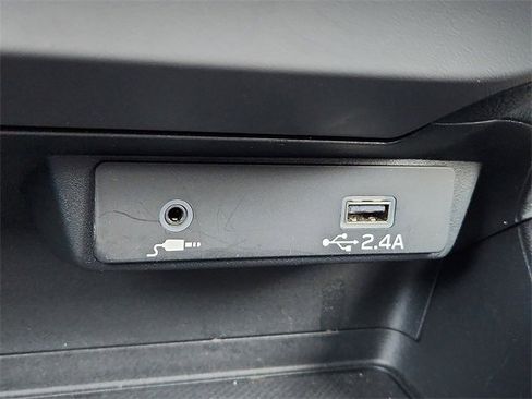 Certified 2025 Subaru Crosstrek 2.0i image 18