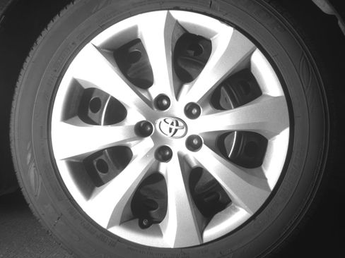 Used 2025 Toyota Corolla LE FWD image 16