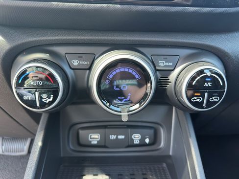 New 2026 Hyundai Venue SEL FWD image 21