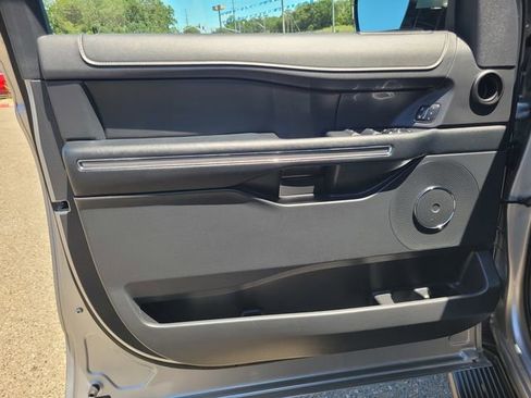 Certified 2024 Ford Expedition XLT AWD/4WD image 16