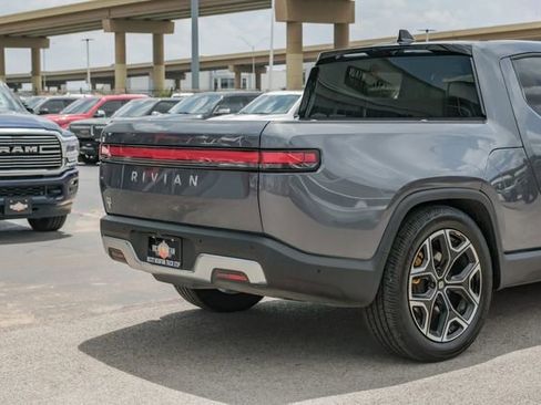Used 2023 Rivian R1T Adventure image 14
