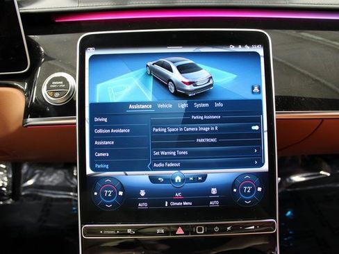 Used 2022 Mercedes-Benz S 500 4MATIC w/ 3D Technology Package image 29