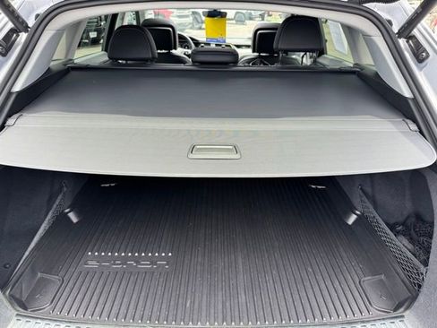 Used 2022 Audi e-tron Premium w/ Convenience Plus Package AWD/4WD image 22