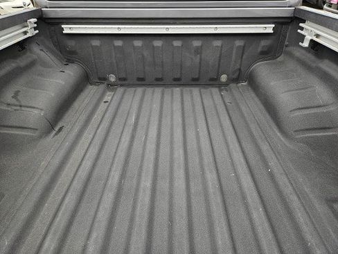 Certified 2022 Nissan Frontier SV RWD image 12