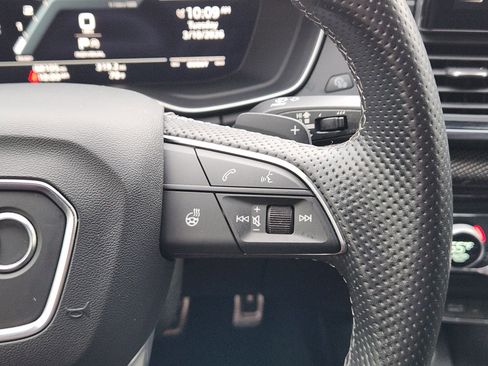 Used 2022 Audi SQ5 Prestige w/ Prestige Package image 36