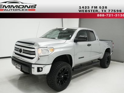 Used 2016 Toyota Tundra SR5 w/ Tow Package