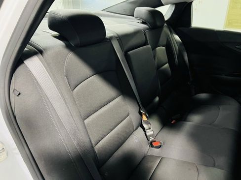 Used 2024 Chevrolet Malibu LT image 31