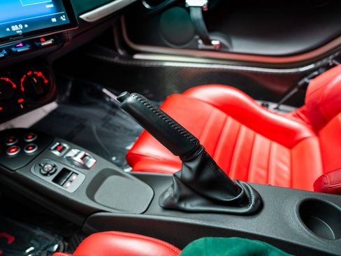 Used 2015 Alfa Romeo 4C Coupe w/ Leather Interior Group image 46