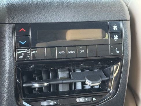 Certified 2025 Jeep Grand Cherokee L Limited w/ Luxury Tech Group II AWD/4WD image 25
