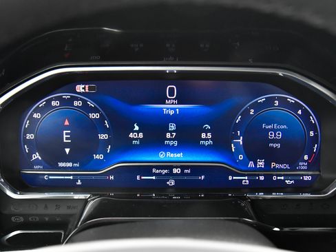 Used 2024 Chevrolet Silverado 1500 LT image 28