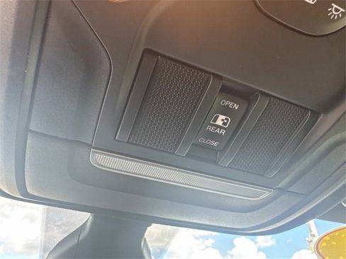 Used 2020 RAM 1500 Big Horn image 25