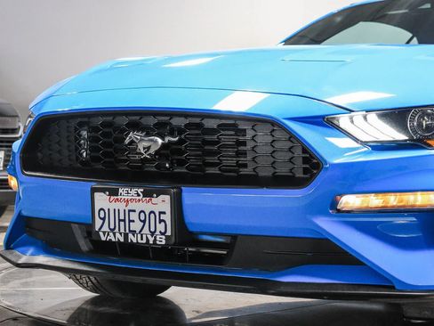 Used 2022 Ford Mustang Premium RWD image 8