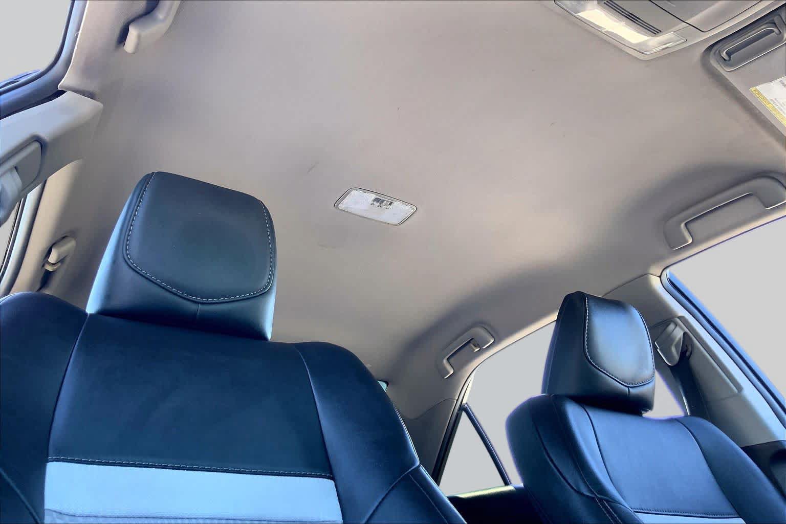 Used 2013 Toyota Camry SE FWD image 14