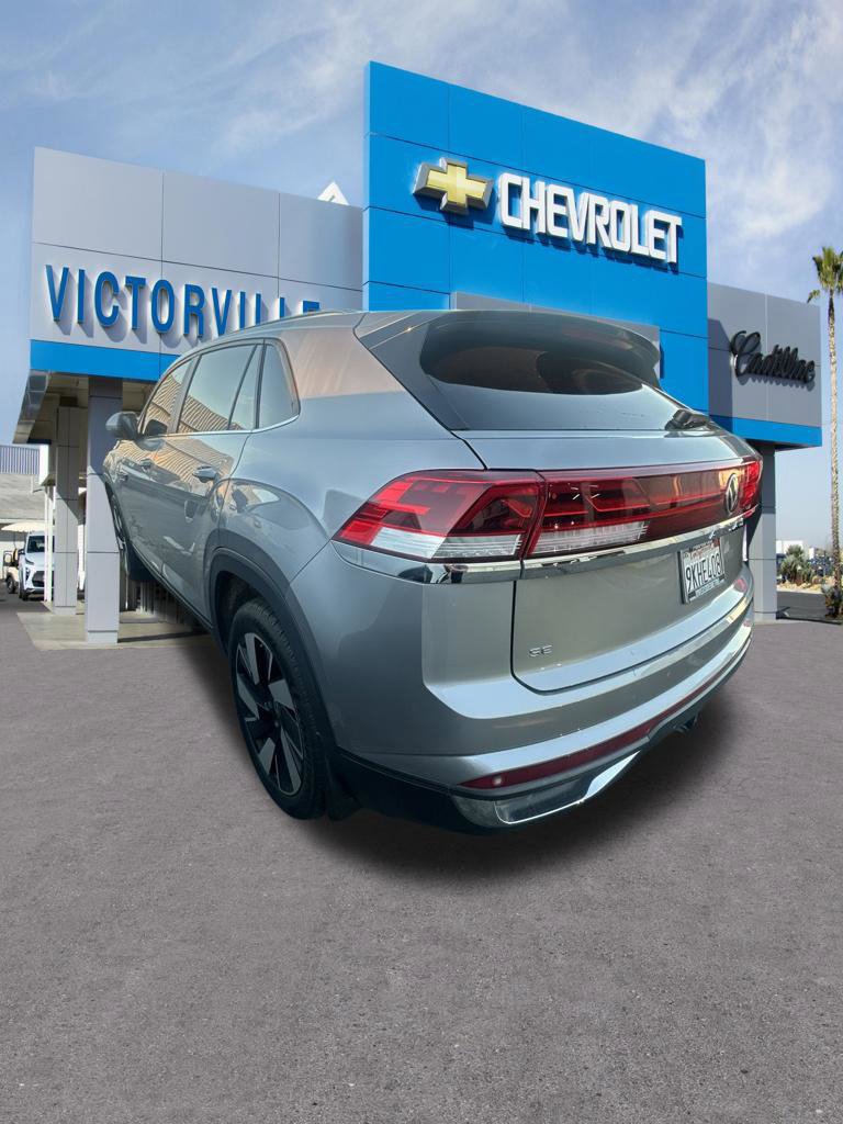 Used 2024 Volkswagen Atlas Cross Sport SE AWD/4WD image 6