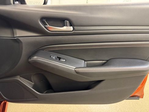 Used 2019 Nissan Altima 2.5 SR FWD image 29