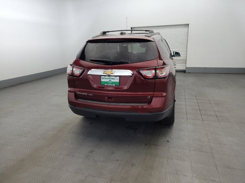 Used 2017 Chevrolet Traverse LT w/ LPO, 'HIT The Road' Package AWD/4WD image 7